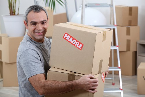 Checklist and moving supplies for a local removal service in Finsbury Park