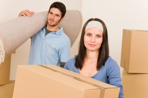 Packing and loading support from a local removal team